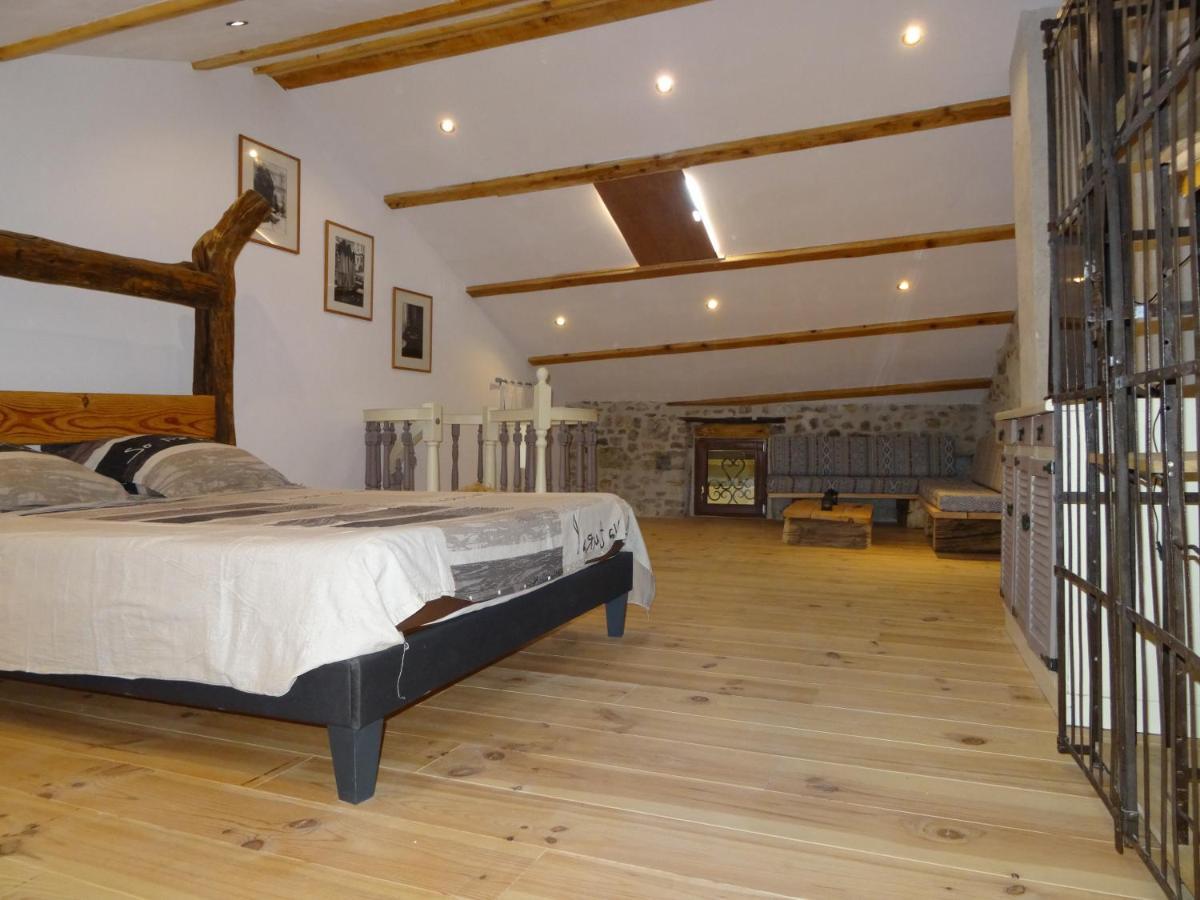 Le Mas Du Galibot Chambre Cambalotte Saint-Florent-sur-Auzonnet 外观 照片