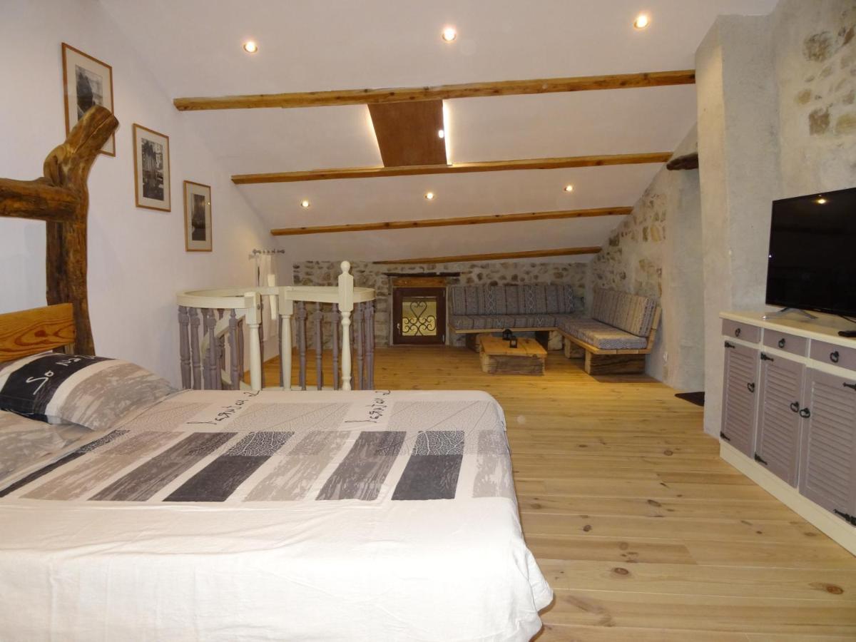 Le Mas Du Galibot Chambre Cambalotte Saint-Florent-sur-Auzonnet 外观 照片